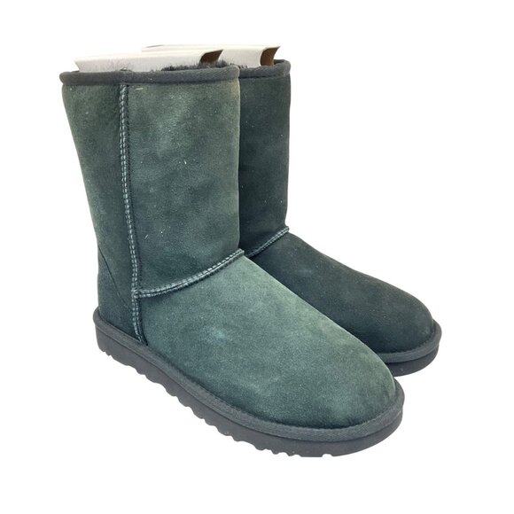 Ugg Australia Shoes - Ugg Australia Women's Classic Short II Sheepskin Boots 1016223 Black Size 7M